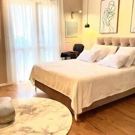 Apartament Stylish